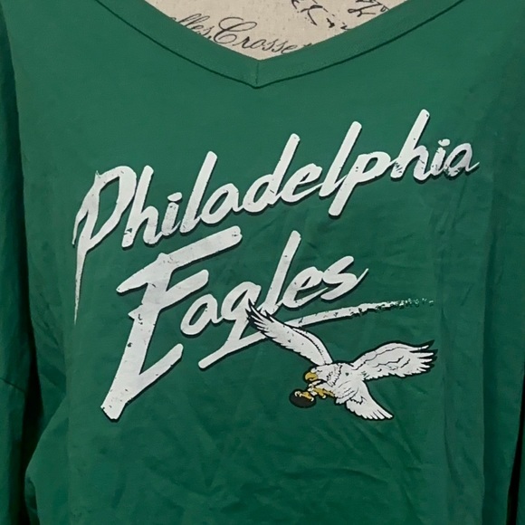 NFL Philadelphia Eagles Green Women's Sweatshirt - Picture 8 of 14